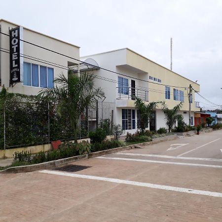 Hotel La Fuente J.N La Macarena المظهر الخارجي الصورة