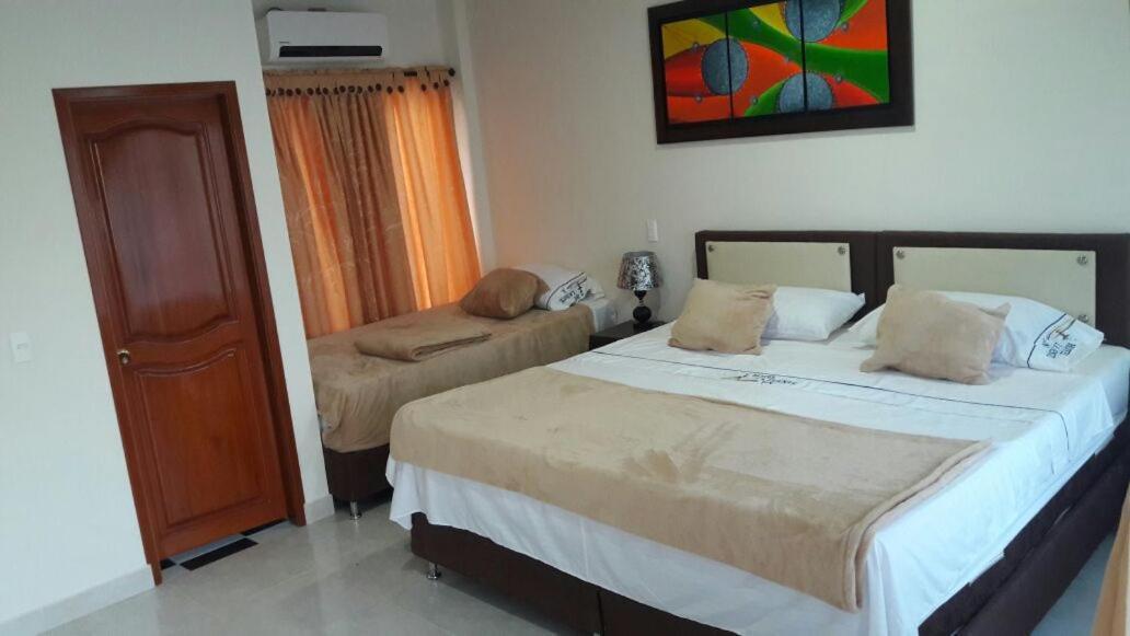 Hotel La Fuente J.N La Macarena المظهر الخارجي الصورة